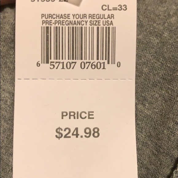 Motherhood Maternity graphic tee NWT - Picture 8 of 8